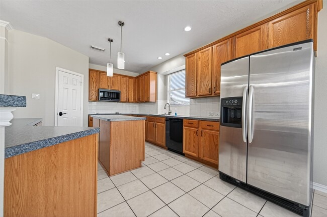 Building Photo - 12414 Montebello Manor Ln