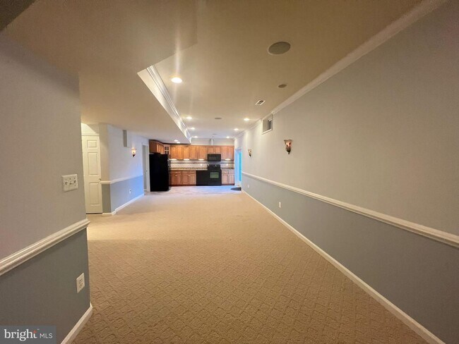 Building Photo - 43554 Freeport Pl