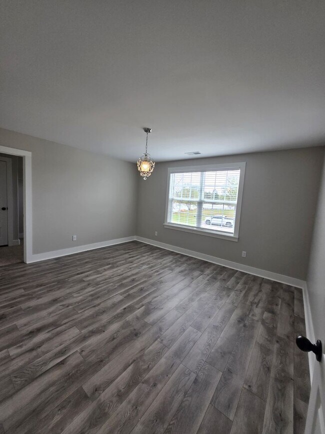 Building Photo - Modern and Spacious 4 bedroom home in Olive Branch for Lease