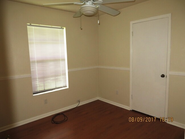 Building Photo - Charming 3 bedroom house for rent August 6, 2026, w/ a garage and privacy fenced back yard for $1...