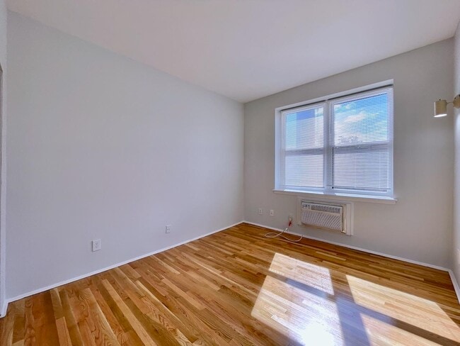 Building Photo - 43-49-49 Van Wagenen Ave