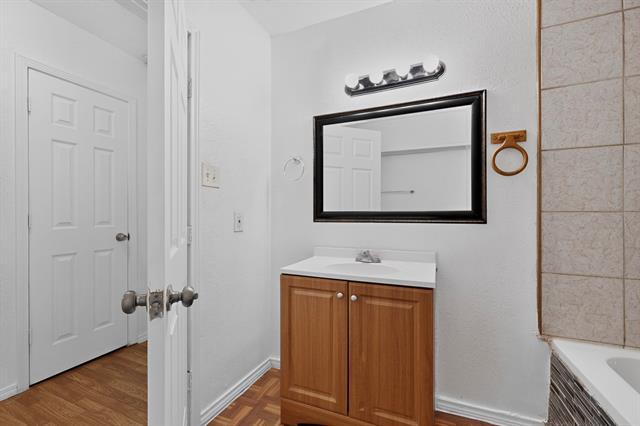 Building Photo - 2538 Stovall Dr