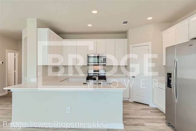 Building Photo - 4 br, 2.5 bath House - 1309 Creekbank Drive