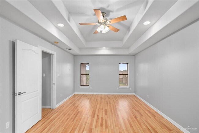 Building Photo - 1509 Maltese St