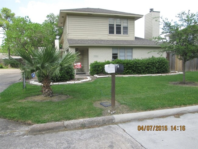 Building Photo - 10834 Sugar Hill Dr