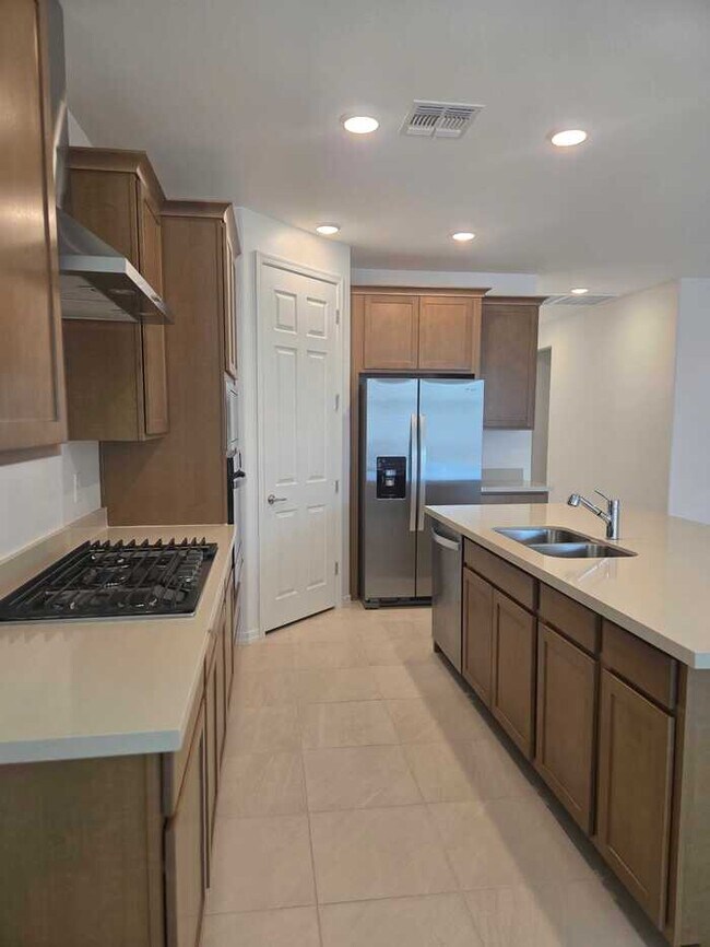 Building Photo - Brand new Home in Queen Creek