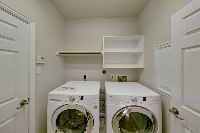 Building Photo - 6118 Havenwood Canyon Ln