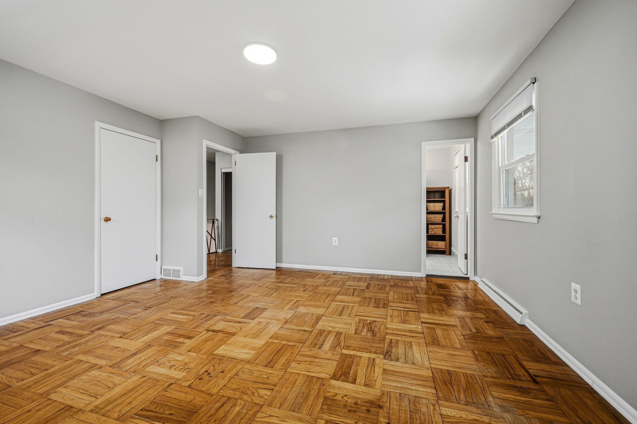 Building Photo - 1513 Fresno Rd