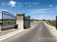 Building Photo - 2013 Canyon Dr