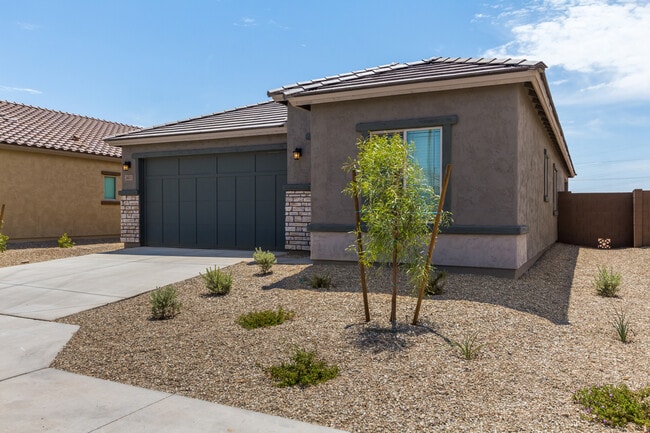 Primary Photo - 24415 W Verlea Dr