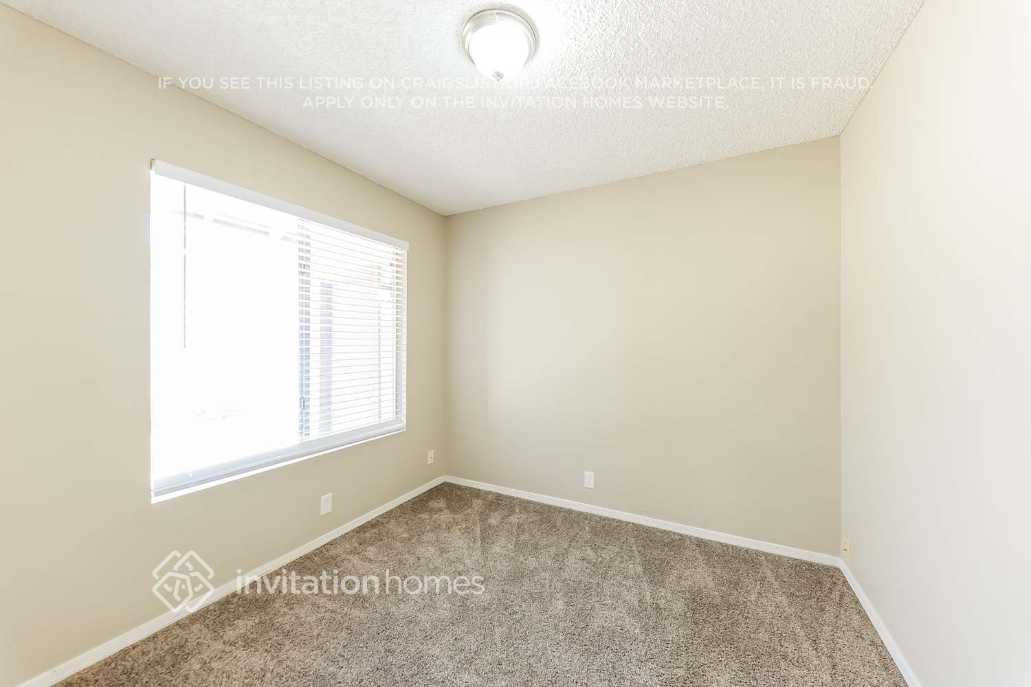 Building Photo - 4026 W Whispering Wind Dr