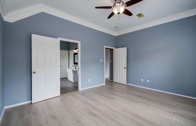 Building Photo - 6139 Rachels Ct