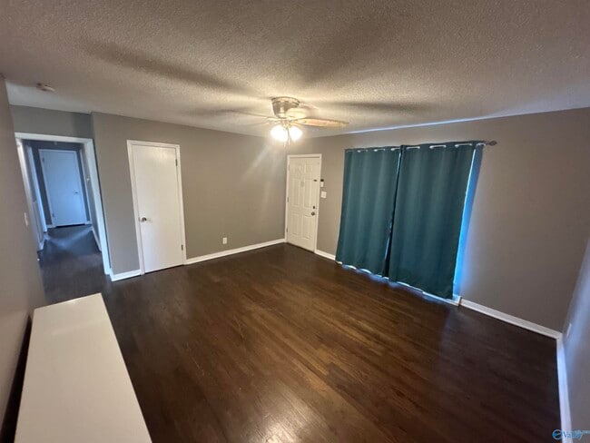 Building Photo - 613 Dawson Terrace NW