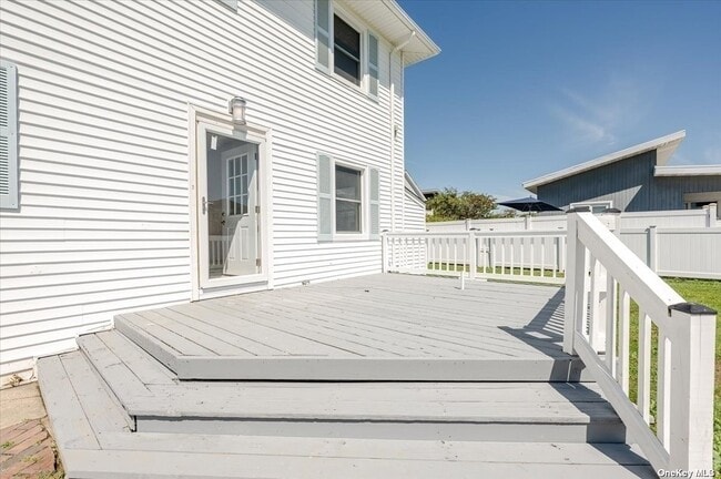 Building Photo - 2000 Ocean Blvd