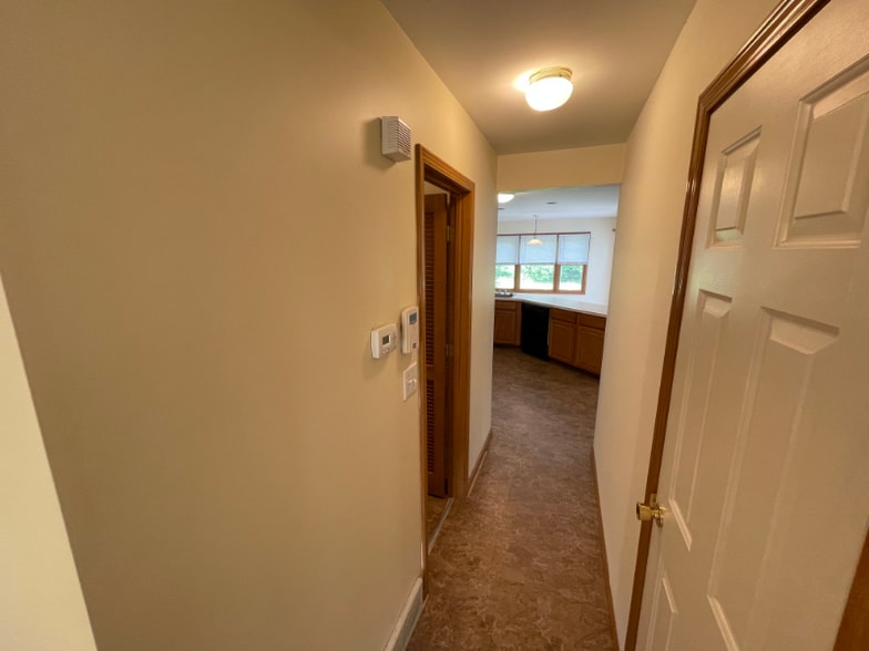 Building Photo - 220 Concord Hill Dr