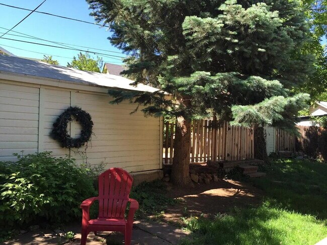 Building Photo - 932 Grandview Ave