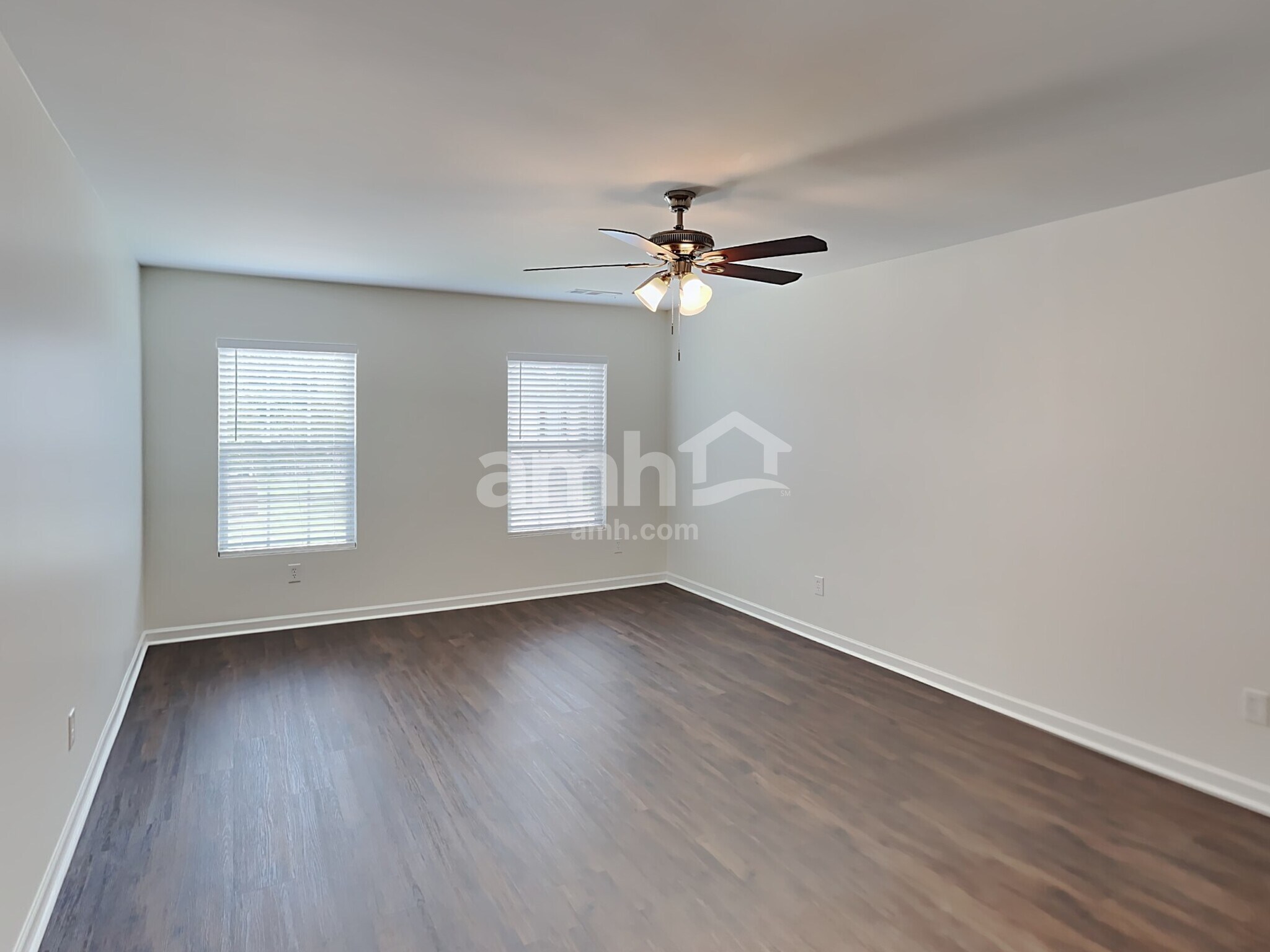 Building Photo - 107 Hayes Park Dr