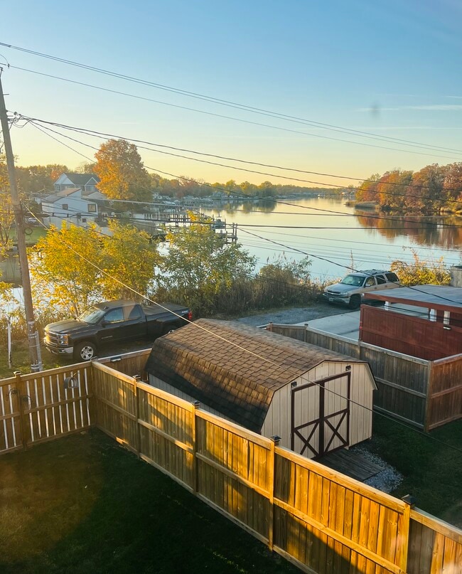 Building Photo - 7823 Charlesmont Rd