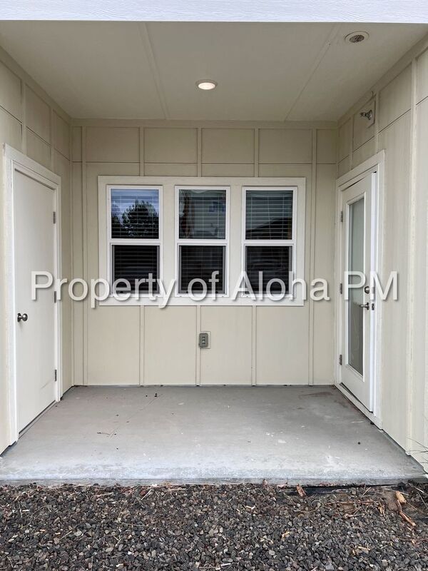 Building Photo - 3558 E Grand Forest Dr