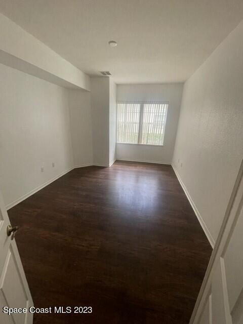Building Photo - 105 Turpial Way
