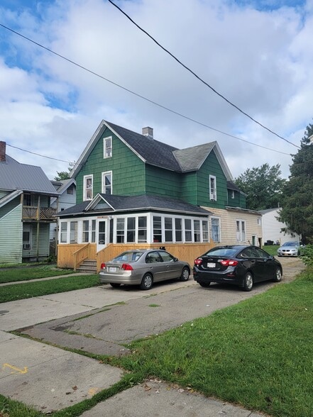 Building Photo - 62 Owego St