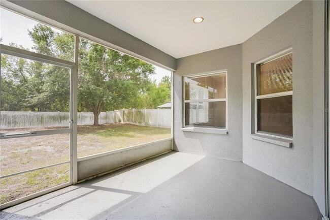 Building Photo - 10724 Carloway Hills Dr