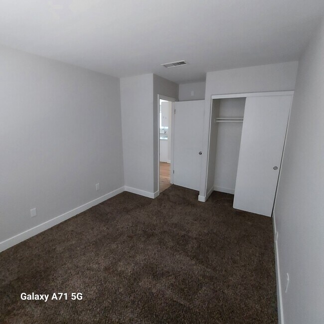 Building Photo - 9959 E Delta Cir