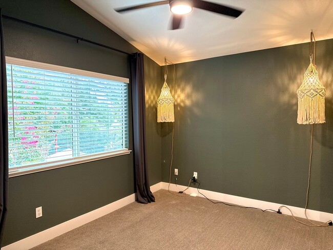 Building Photo - 2338 La Lima Way