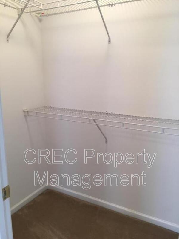 Building Photo - 146 Darcy Ave