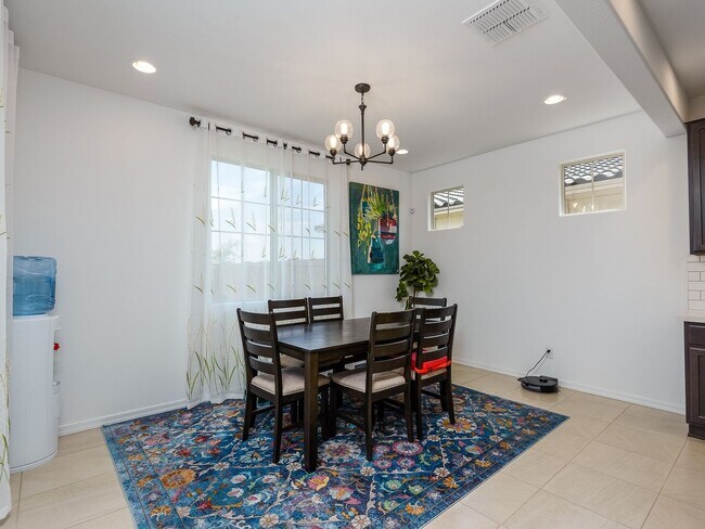 Building Photo - 4 Bedroom Single Family Home in Queen Creek