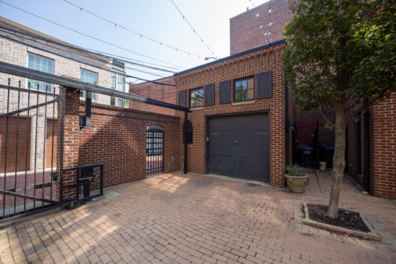 Building Photo - 1325 Naylor Ct NW