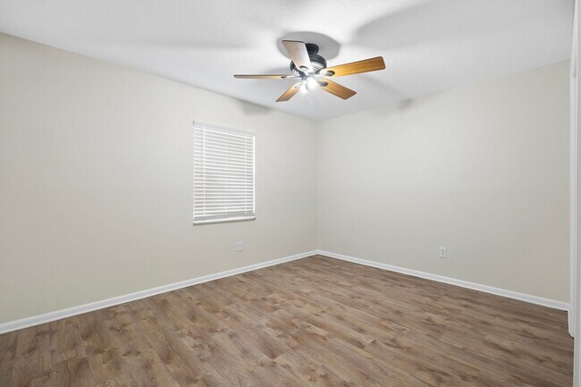 Building Photo - 17951 Dangler Rd
