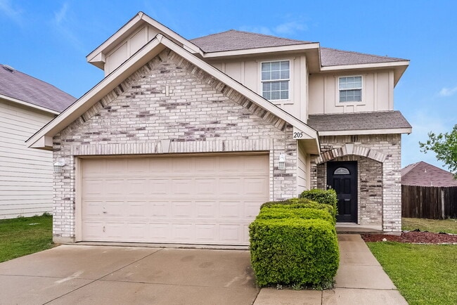 Building Photo - 205 Cres Ridge Dr