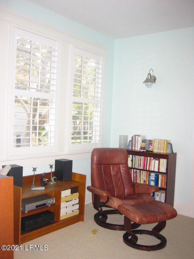 Building Photo - 31 Porcher Pinkney