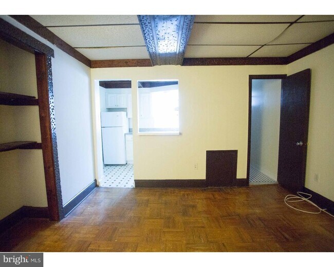 Building Photo - 901 Clinton St