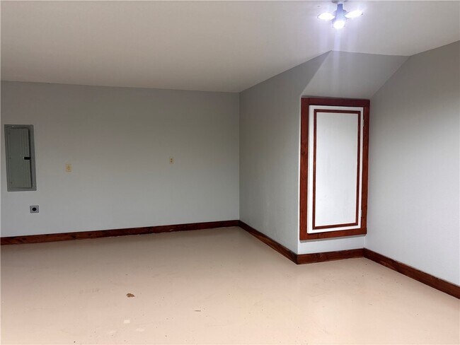 Building Photo - 15258 Shipe Rd