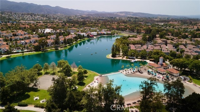 Building Photo - 19 Redbud