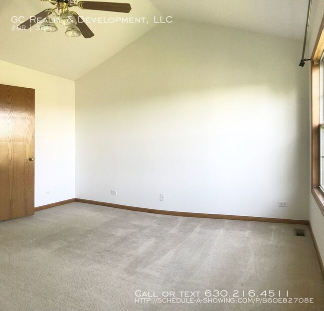 Building Photo - 1686 Mansfield Ct