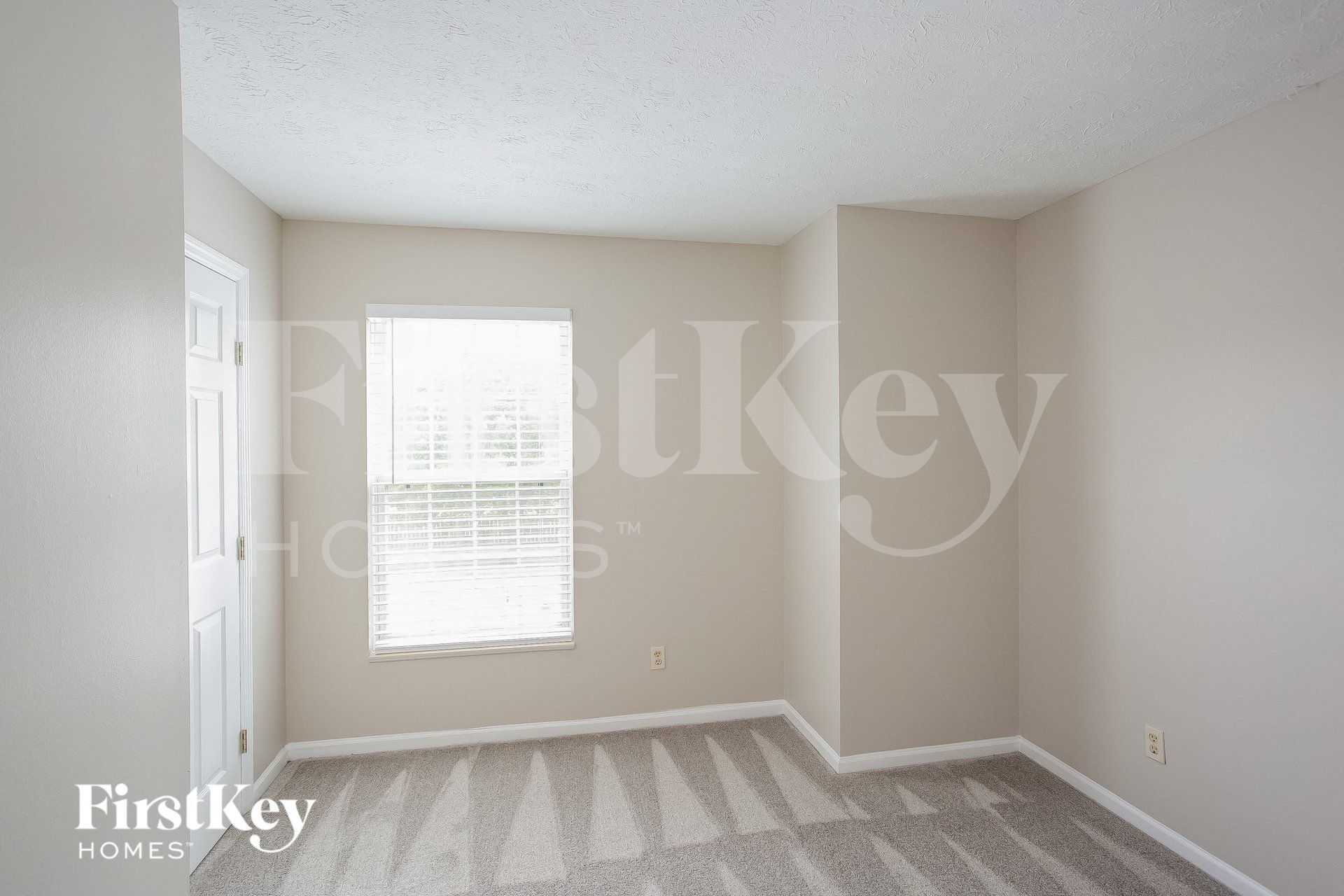 Building Photo - 9466 Fairview Pkwy