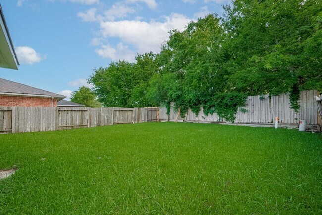 Building Photo - 9714 Angleside Ln