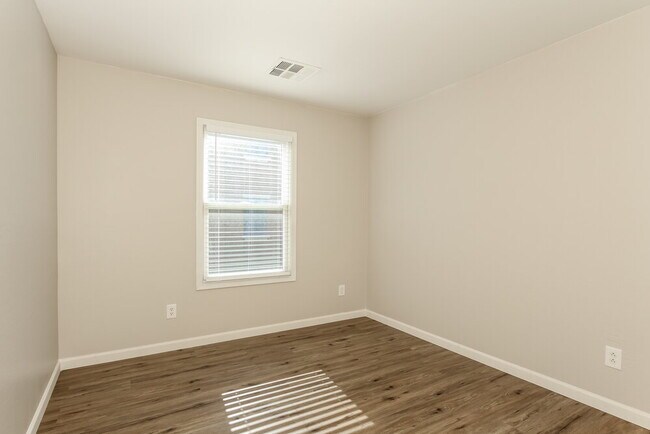 Building Photo - 28963 N 124th Ln