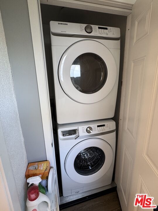 Building Photo - 446 N California St