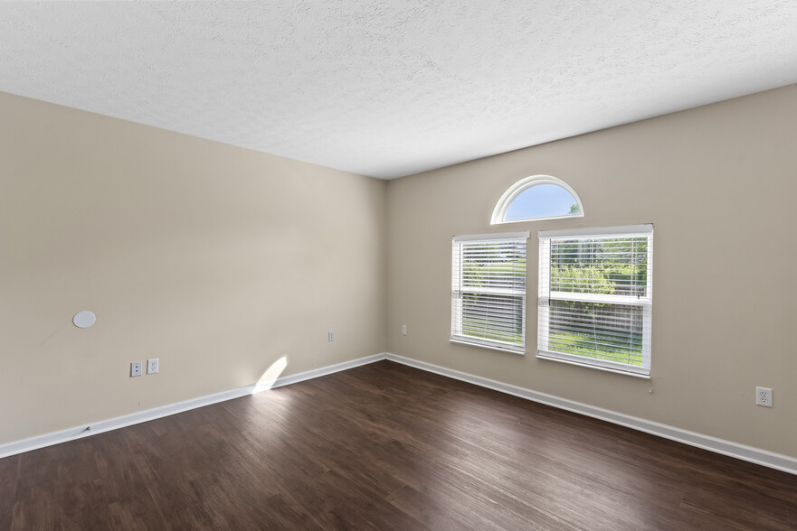 Building Photo - 289 N Bend Dr