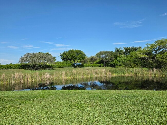 Building Photo - 11630 Island Lakes Ln