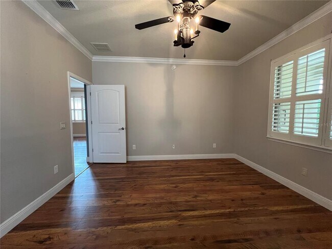 Building Photo - 9515 SW 76th St