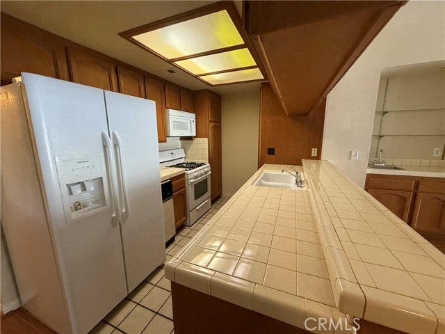 Building Photo - 11630 Warner Ave