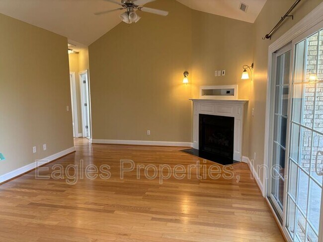 Building Photo - 103 S Merganser Dr