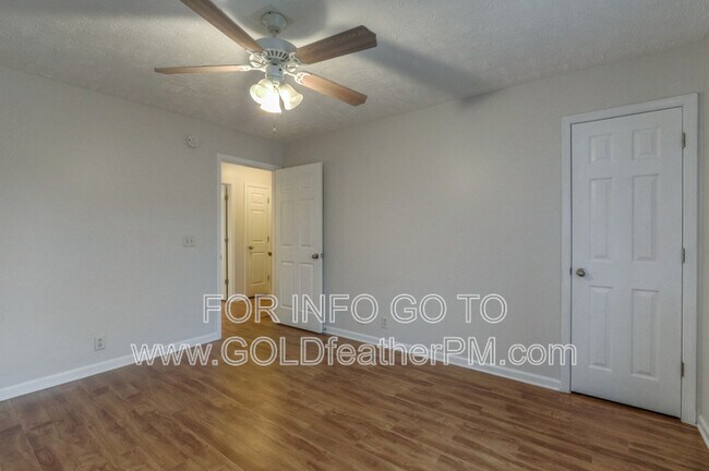 Building Photo - 1339 Benley St