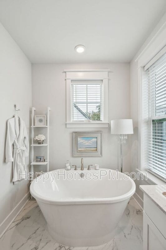 Building Photo - 1610 Florentia St