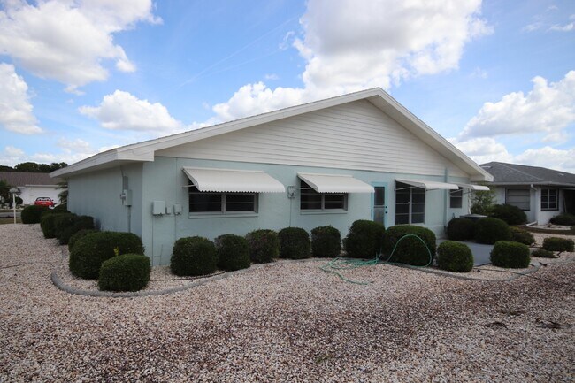 Building Photo - Remodeled 3BD/2BA ranch home in Sun City C...